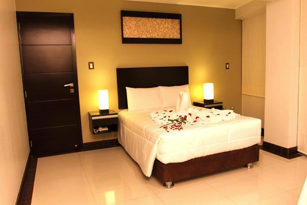 Laurent'S Deluxe Hotel Лима Номер фото