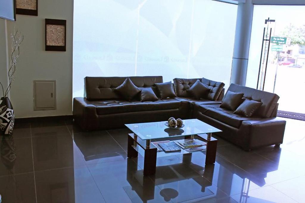 Laurent'S Deluxe Hotel Лима Номер фото