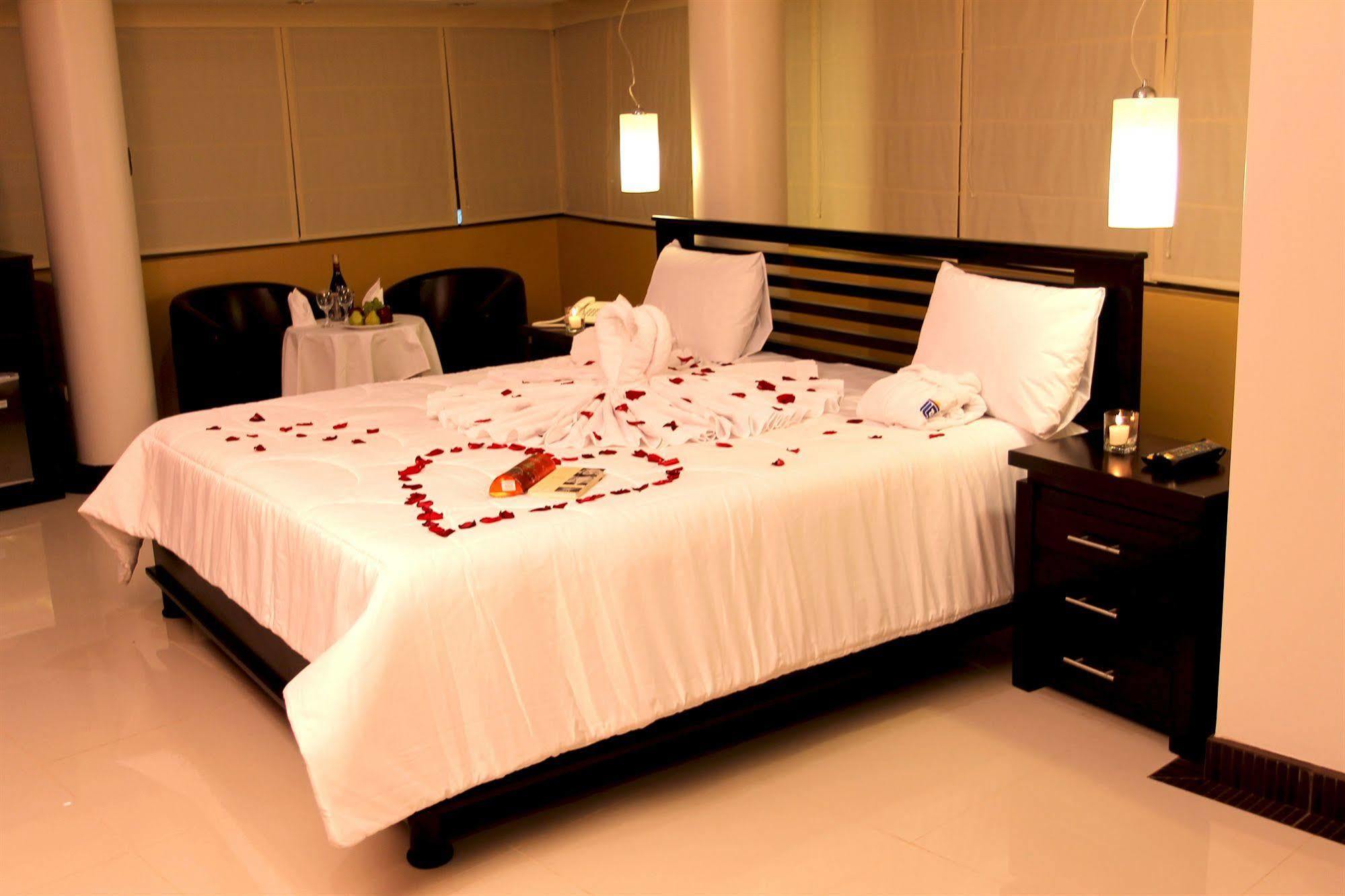 Laurent'S Deluxe Hotel Лима Экстерьер фото
